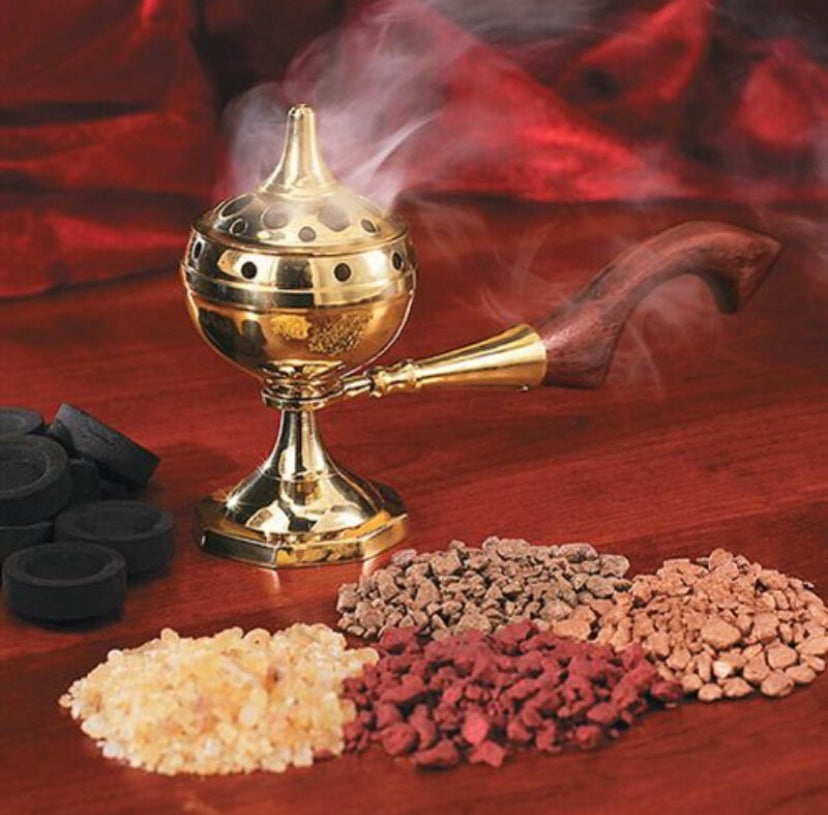 Buy custom made nontoxic soy-coco wax melts in 4 Packs. Custom, made to order, in Ohio.