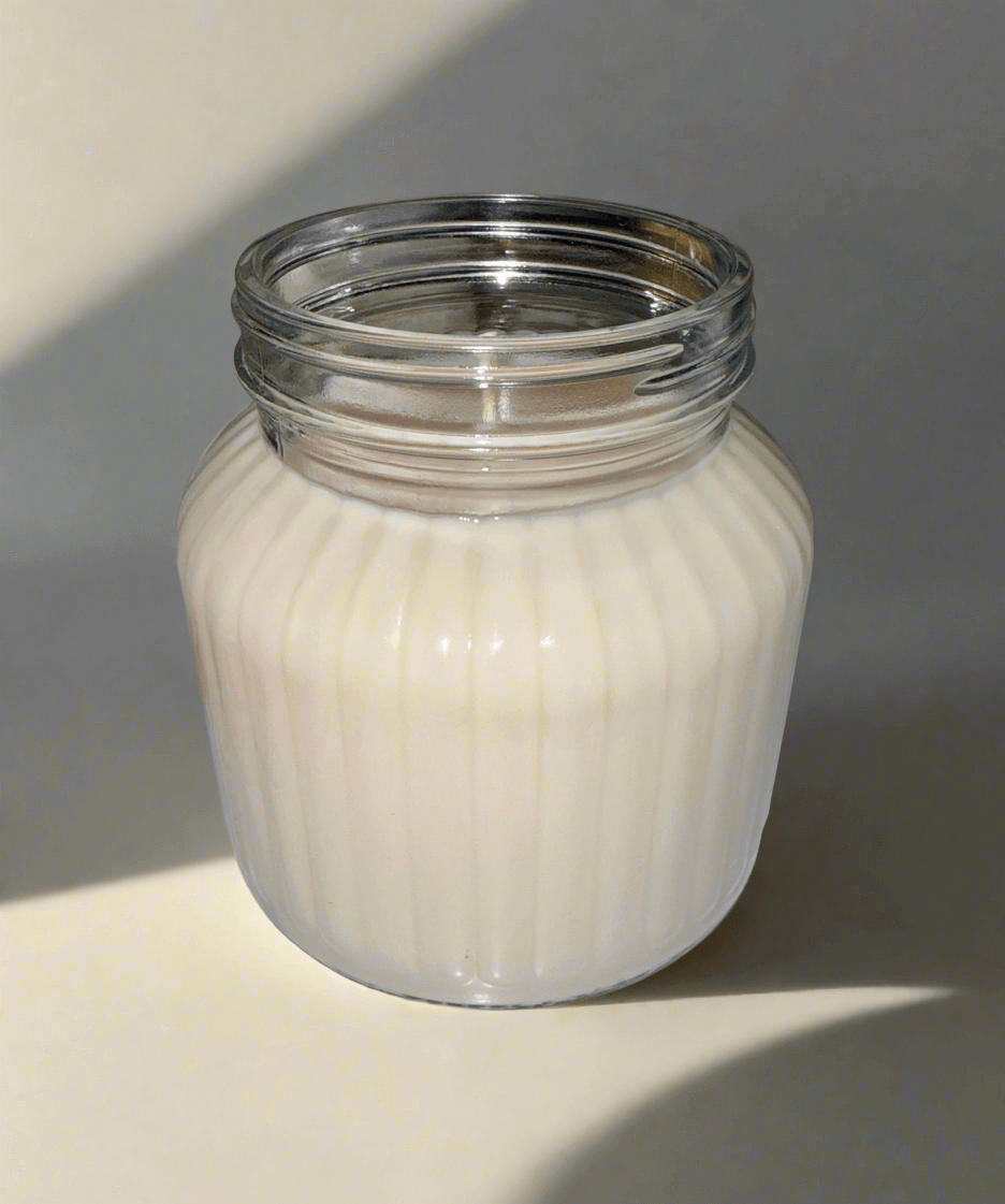 Extra large glass jar candle. Long lasting fruit loops scent.