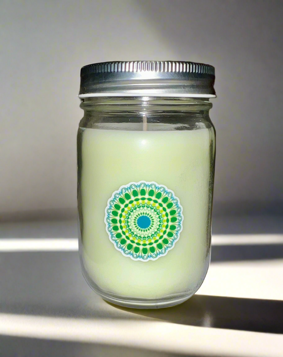 Pistachio Dream Cake Scent 14 oz Jar Candle