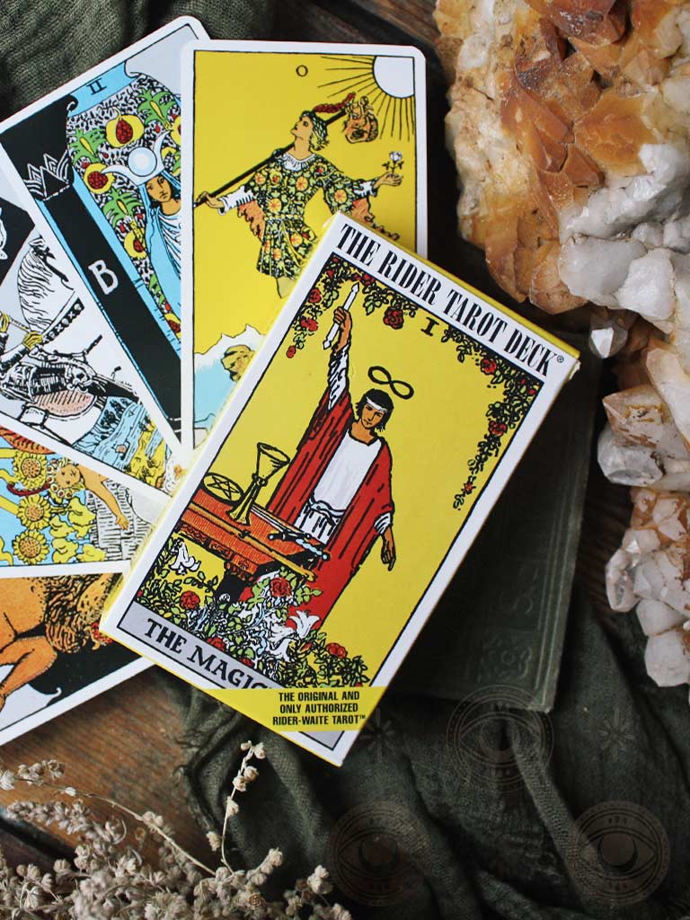 Intuitive 3-Card Tarot Reading – Clarity & Guidance