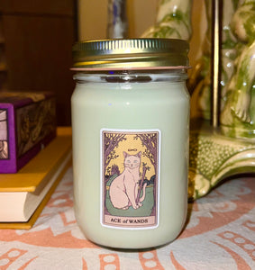 Dry Gin & Cypress Scent Tarot Soy Candle