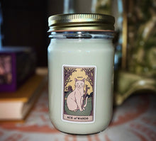 Load image into Gallery viewer, Dry Gin &amp; Cypress Scent Tarot Soy Candle
