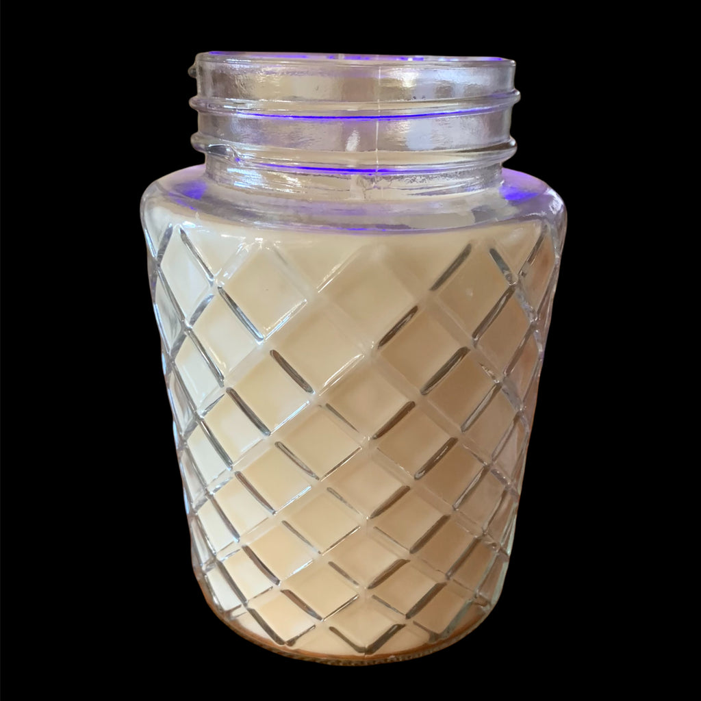 Buy large 20 oz Strongly Scented Soy Candles in Glass Jars online. Choose from over 40 scents.